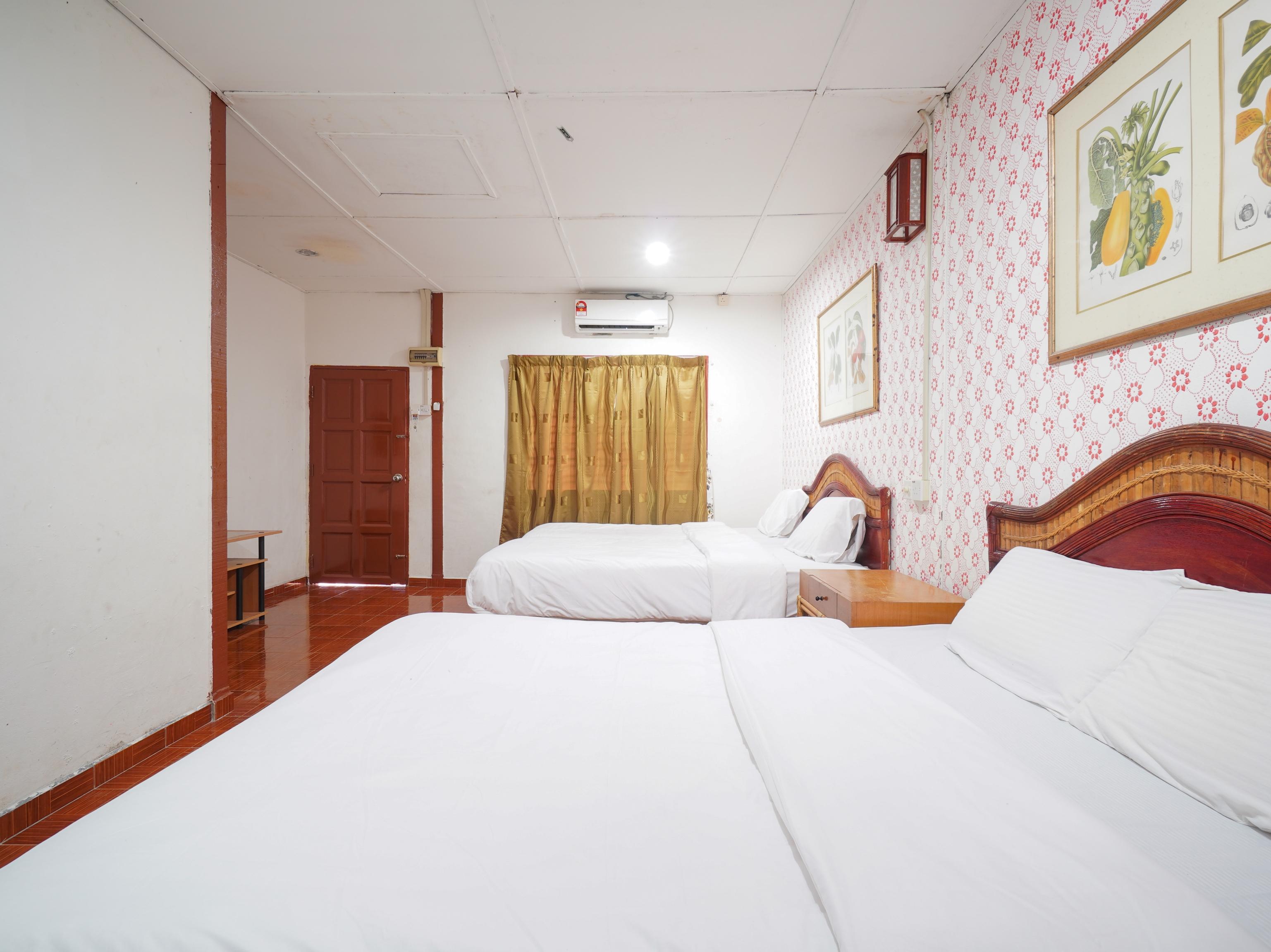 Oyo 89646 Panvill Resort Кампунг-Телук-Нипах Экстерьер фото